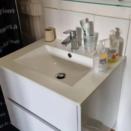 2 Pieces Levallois Apartment Clichy